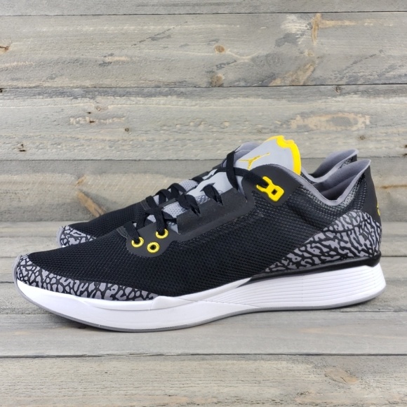 New Jordan 88 Racer 23 Men's Running Shoe - Picture 2 of 7